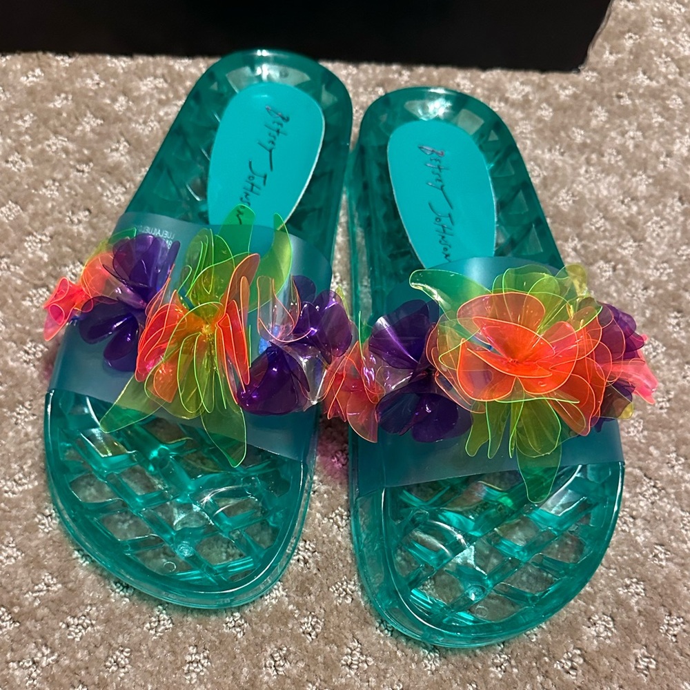 Betsy Johnson Jelly Sandals - Picture 2 of 10